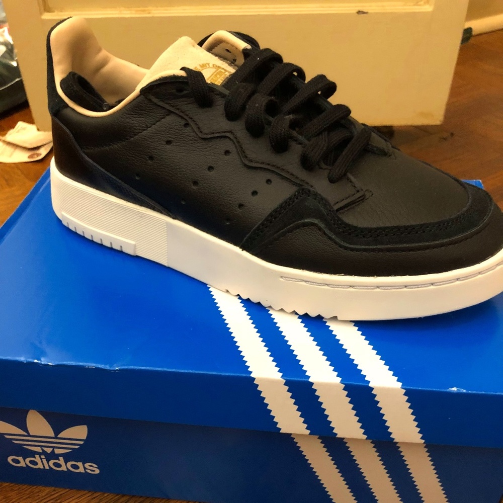 New Black Adidas Originals Sneakers Size 5